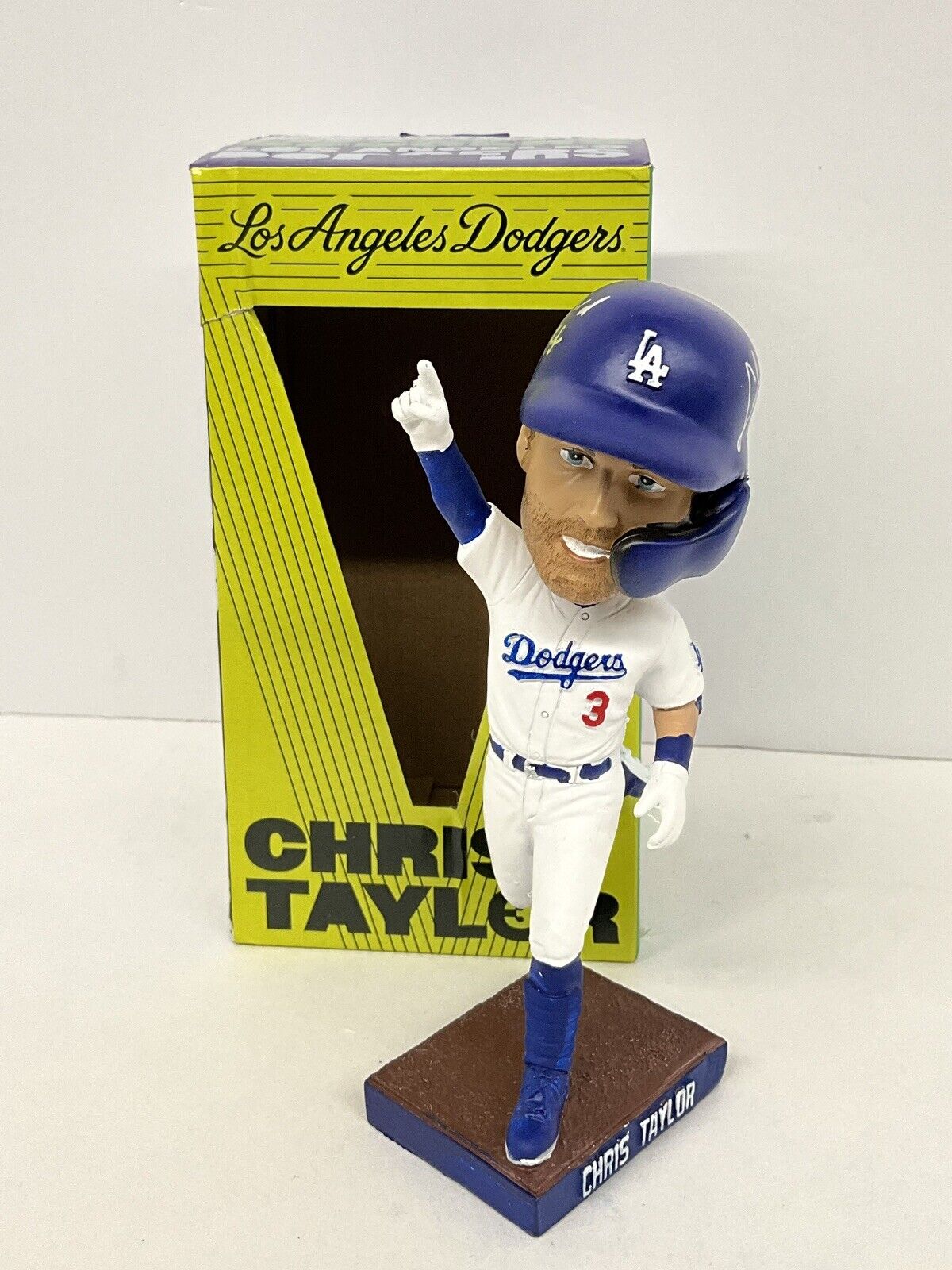 CHRIS TAYLOR SIGNED DODGERS 2022 SGA BOBBLEHEAD "WILDCARD WALKOFF" PSA 2C53560