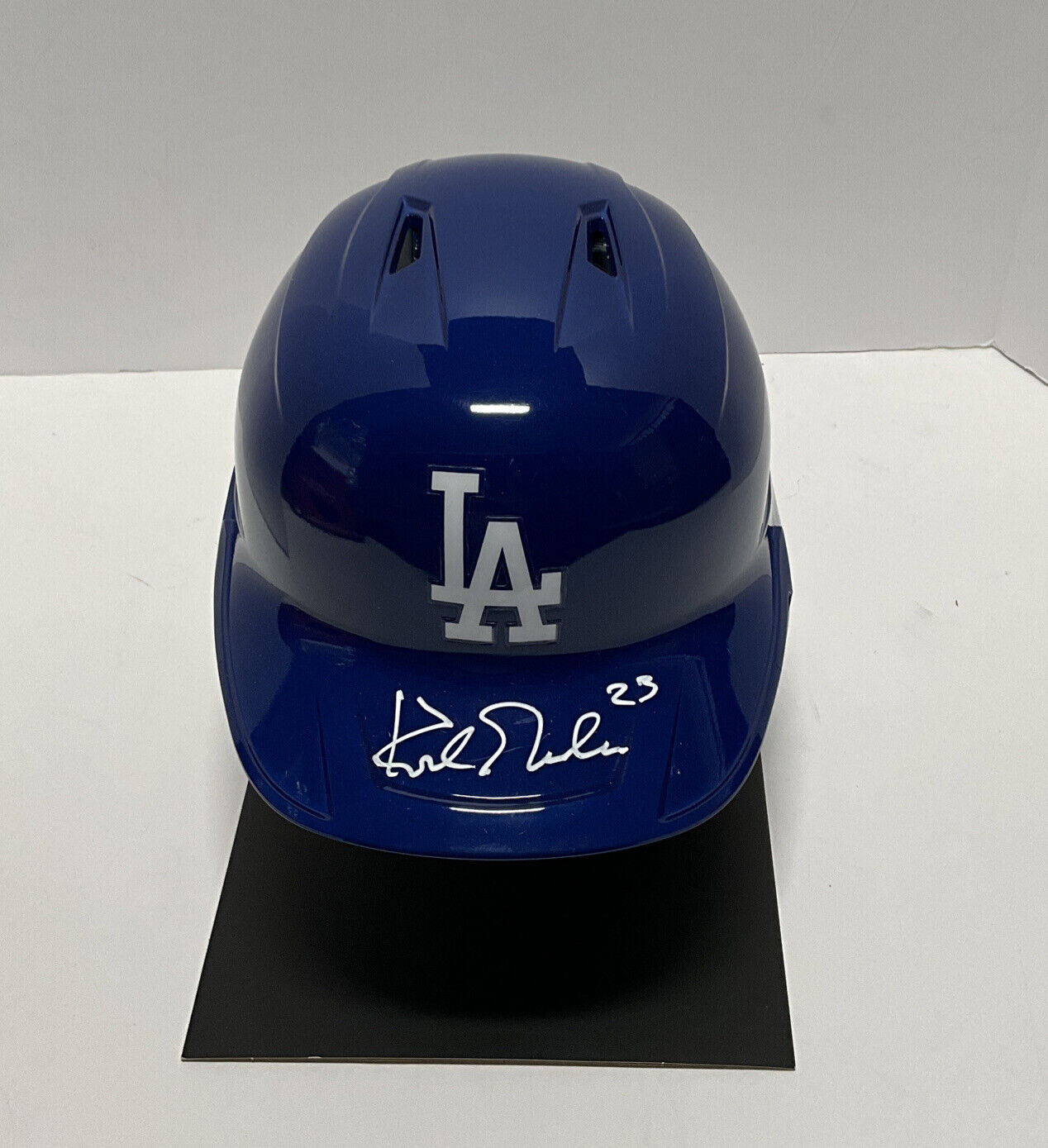 KIRK GIBSON 88 WORLD SERIES CHAMPION SIGNED FULL SIZE DODGERS HELMET W140642