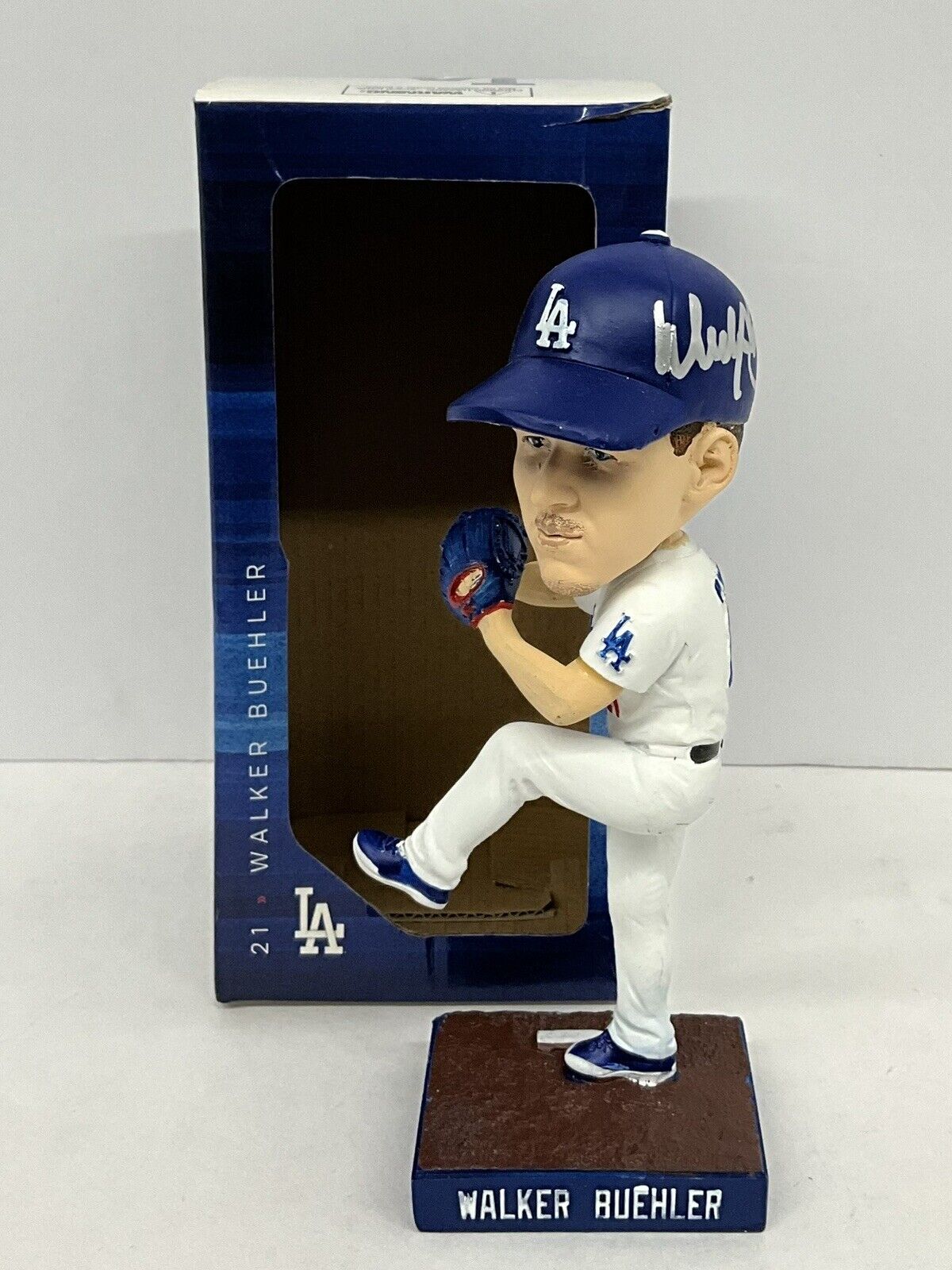 WALKER BUEHLER 2020 WS CHAMPION SIGNED DODGERS 2019 SGA BOBBLEHEAD BAS V73003