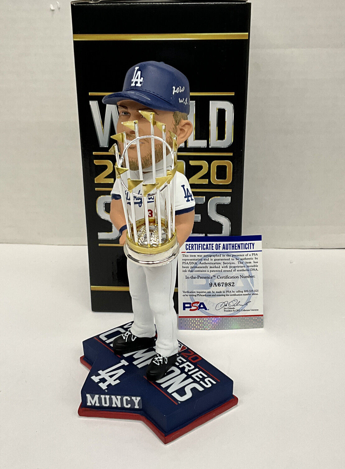 MAX MUNCY DODGERS SIGNED FOCO CHAMPIONSHIP BOBBLEHEAD "2020 WS CHAMP PSA 9A67982