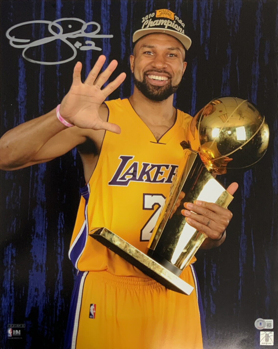 5X NBA CHAMPION DEREK FISHER LAKERS SIGNED 16X20 PHOTO BECKETT WITNESS