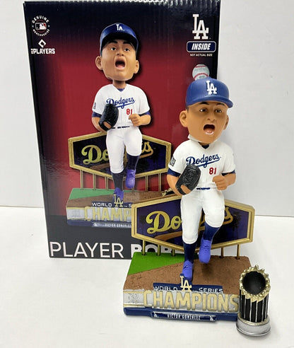 VICTOR GONZALEZ DODGERS SIGNED 20 WS FOCO BOBBLEHEAD "2020 WS CHAMP" PSA 2C88330