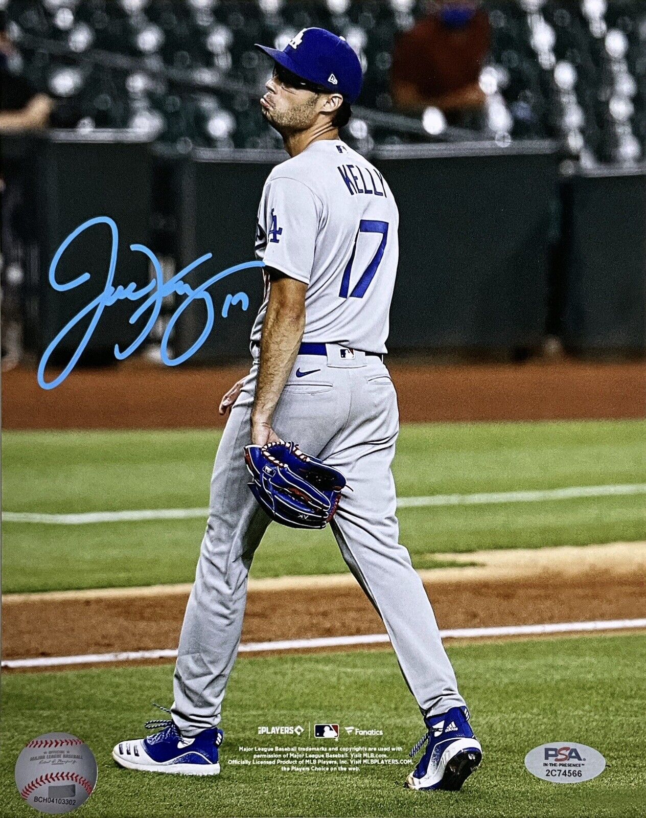 JOE KELLY DODGERS SIGNED 8X10 POUTY FACE VS ASTROS CARLOS CORREA PHOTO BLUE PSA