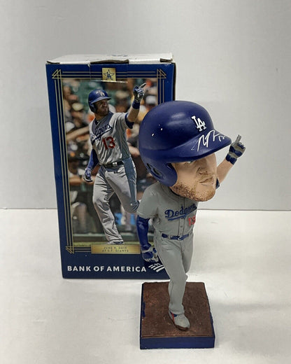 MAX MUNCY SIGNED DODGERS 2021 BOBBLEHEAD "GET IT OUT OF THE OCEAN" PSA 2C51374