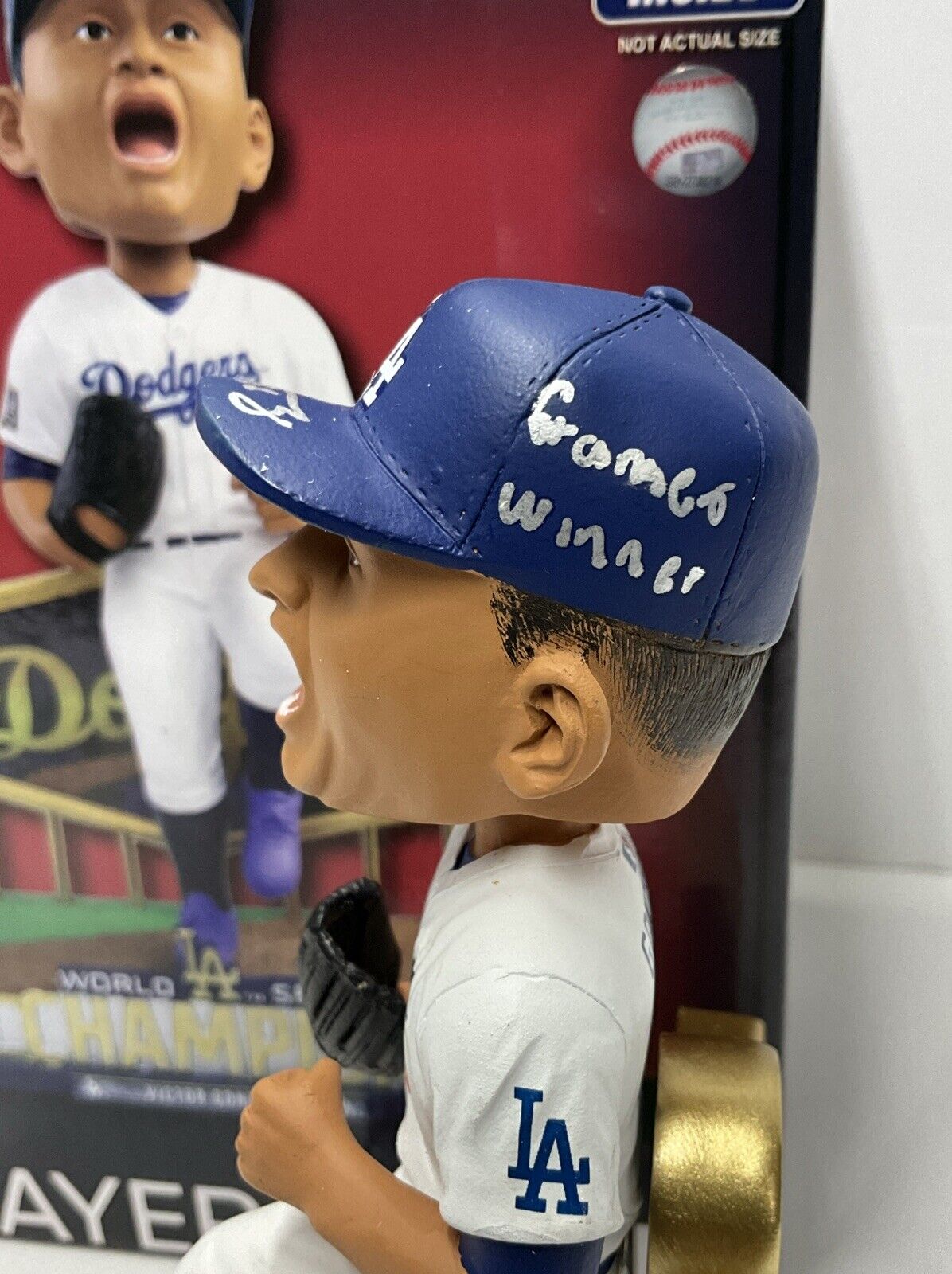 VICTOR GONZALEZ DODGERS SIGNED 20 WS FOCO BOBBLEHEAD "GAME 6 WINNER" PSA 2C88324