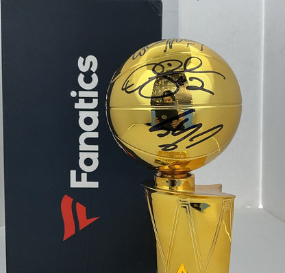 SHAQUILLE O'NEAL DEREK FISHER ROBERT HORRY SIGNED 12" LAKERS TROPHY BAS W128474