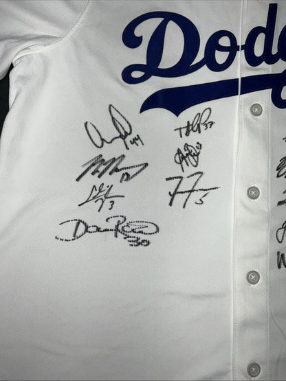 2024 WORLD SERIES CHAMPS DODGERS SIGNED NIKE JERSEY 17 AUTOS FREEMAN TEO PSA 118