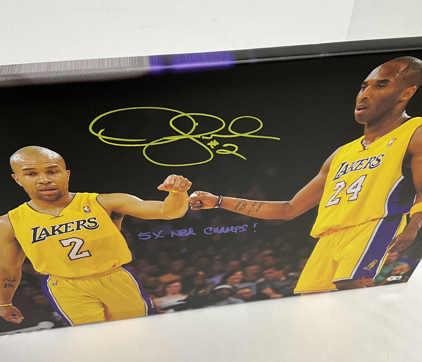 DEREK FISHER LAKERS SIGNED 20X30 STRETCHED CANVAS WITH KOBE 5X CHAMP BAS W128319