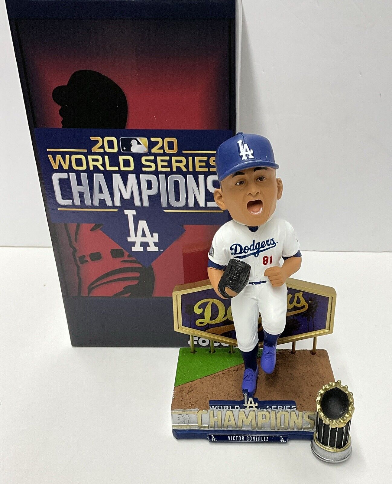 VICTOR GONZALEZ DODGERS SIGNED 20 WS FOCO BOBBLEHEAD "GAME 6 WINNER" PSA 2C88334