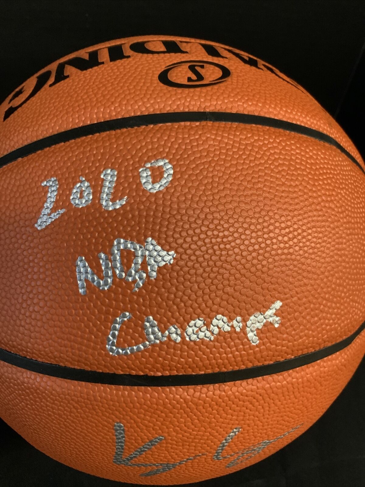 LAKERS KYLE KUZMA SIGNED SPALDING BASKETBALL "2020 NBA CHAMPS" PSA AI74993