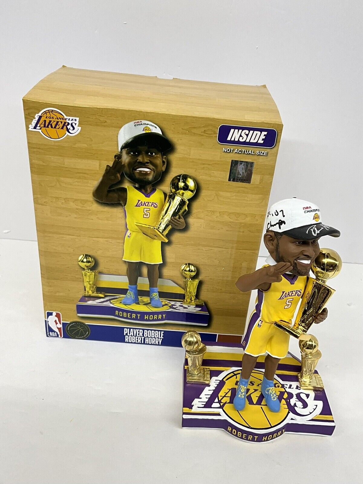 ROBERT HORRY SIGNED LAKERS FOCO /216 BOBBLEHEAD 00,01,02 CHAMPS" INS BAS W128247