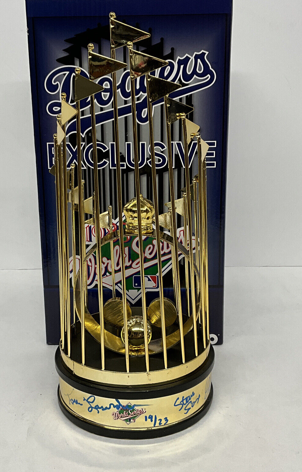 OREL HERSHISER KIRK GIBSON LASORDA SIGNED DODGERS 12" 88 WS TROPHY PSA 8A78420