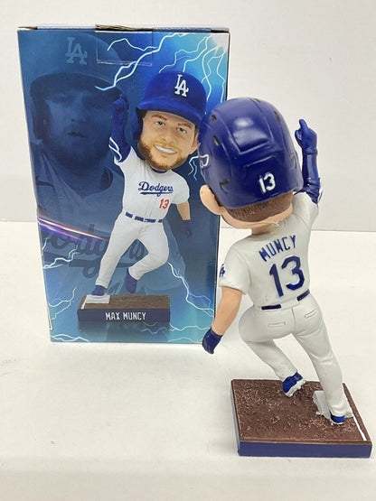 MAX MUNCY SIGNED DODGERS 2023 SGA BOBBLEHEAD "GIANT KILLER" INSCRIPT PSA 2C82063