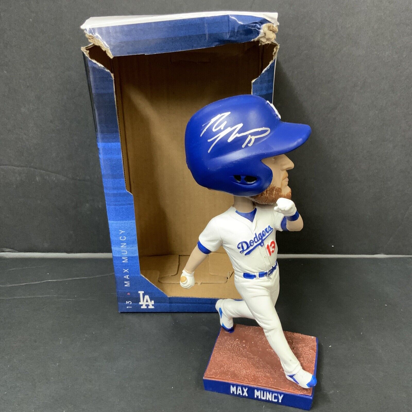 MAX MUNCY DODGERS 2020 WS CHAMPION SIGNED 2019 SGA BOBBLEHEAD PSA 1C89571