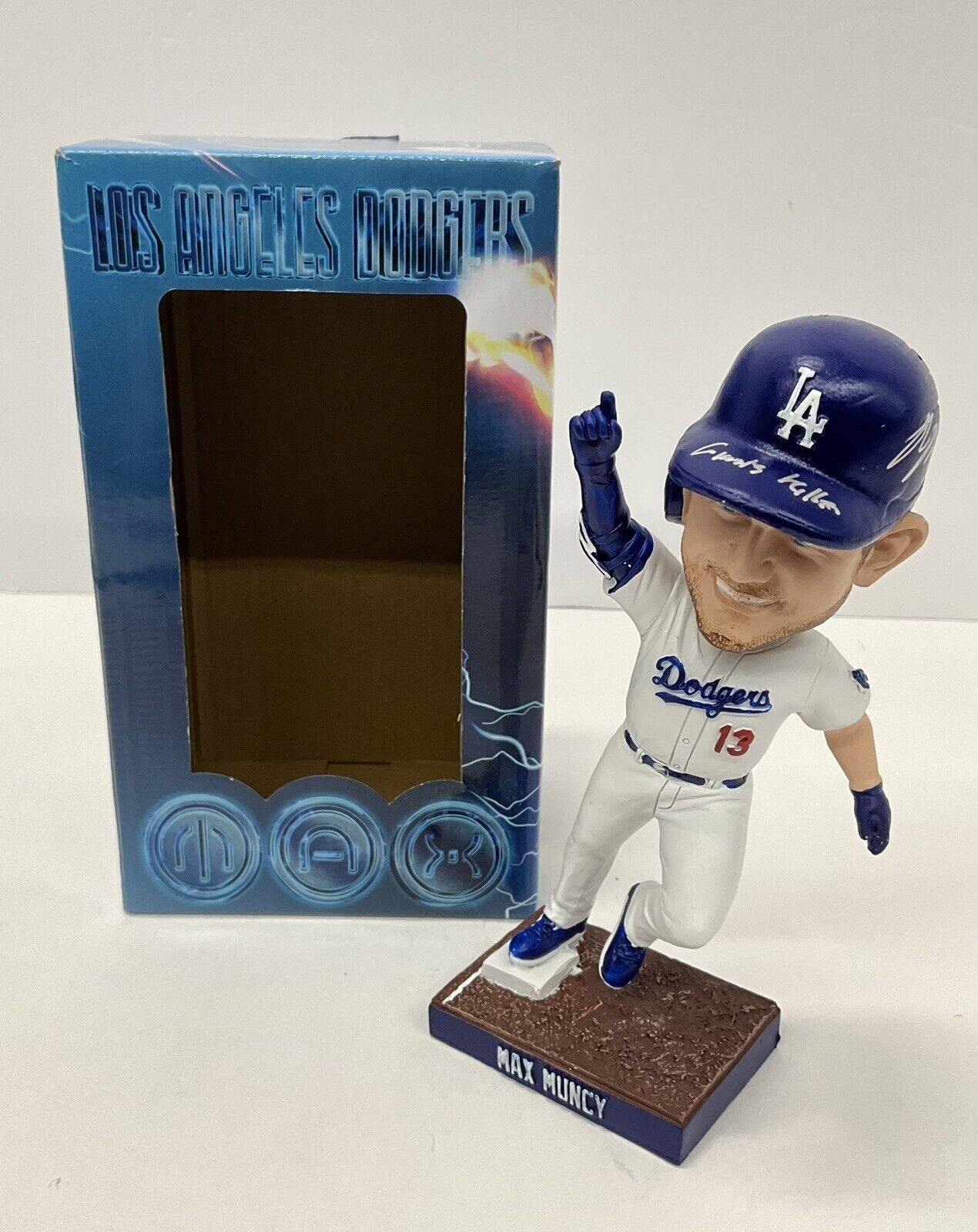 MAX MUNCY SIGNED DODGERS 2023 SGA BOBBLEHEAD "GIANT KILLER" INSCRIPT PSA 2C82063