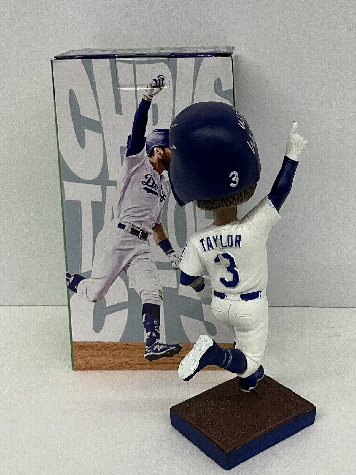 CHRIS TAYLOR SIGNED DODGERS 2022 SGA BOBBLEHEAD "WILDCARD WALKOFF" PSA 2C53559