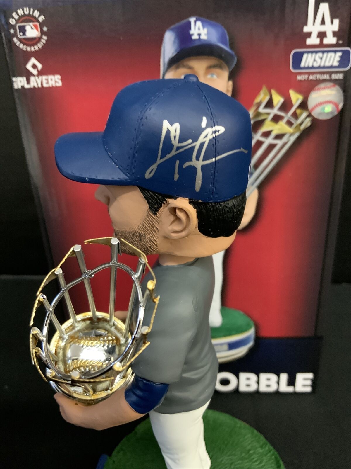 CHRIS TAYLOR DODGERS SIGNED FOCO CHAMPIONSHIP BOBBLEHEAD PSA 1C01597