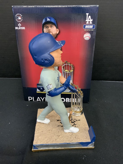 MAX MUNCY DODGERS SIGNED CHAMPIONSHIP BOBBLEHEAD "2020 WS CHAMPS" PSA 1C01938