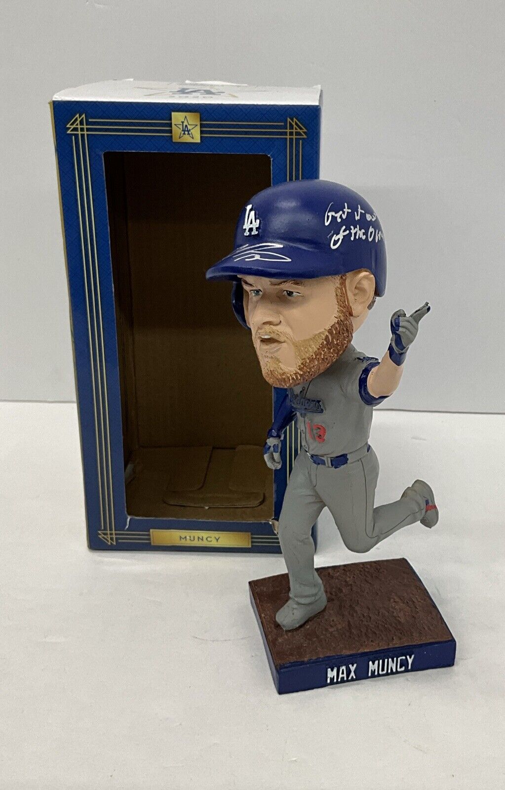 MAX MUNCY SIGNED DODGERS 2021 BOBBLEHEAD "GET IT OUT OF THE OCEAN" PSA 2C51374