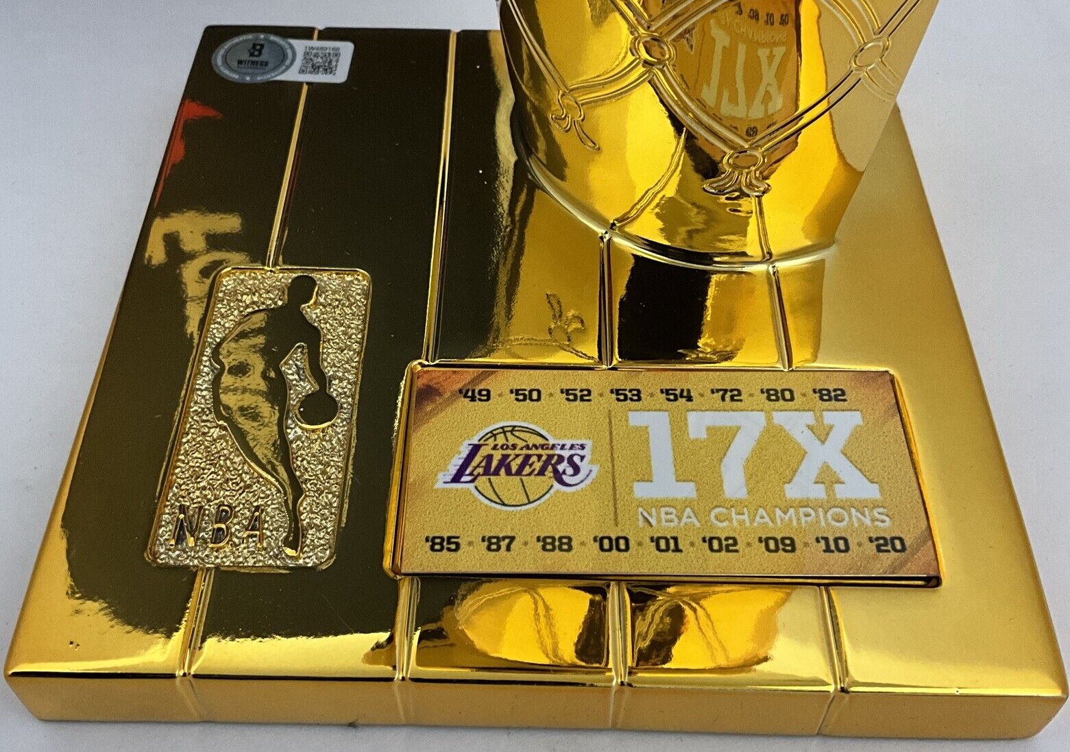 SHAQUILLE O'NEAL SIGNED 12