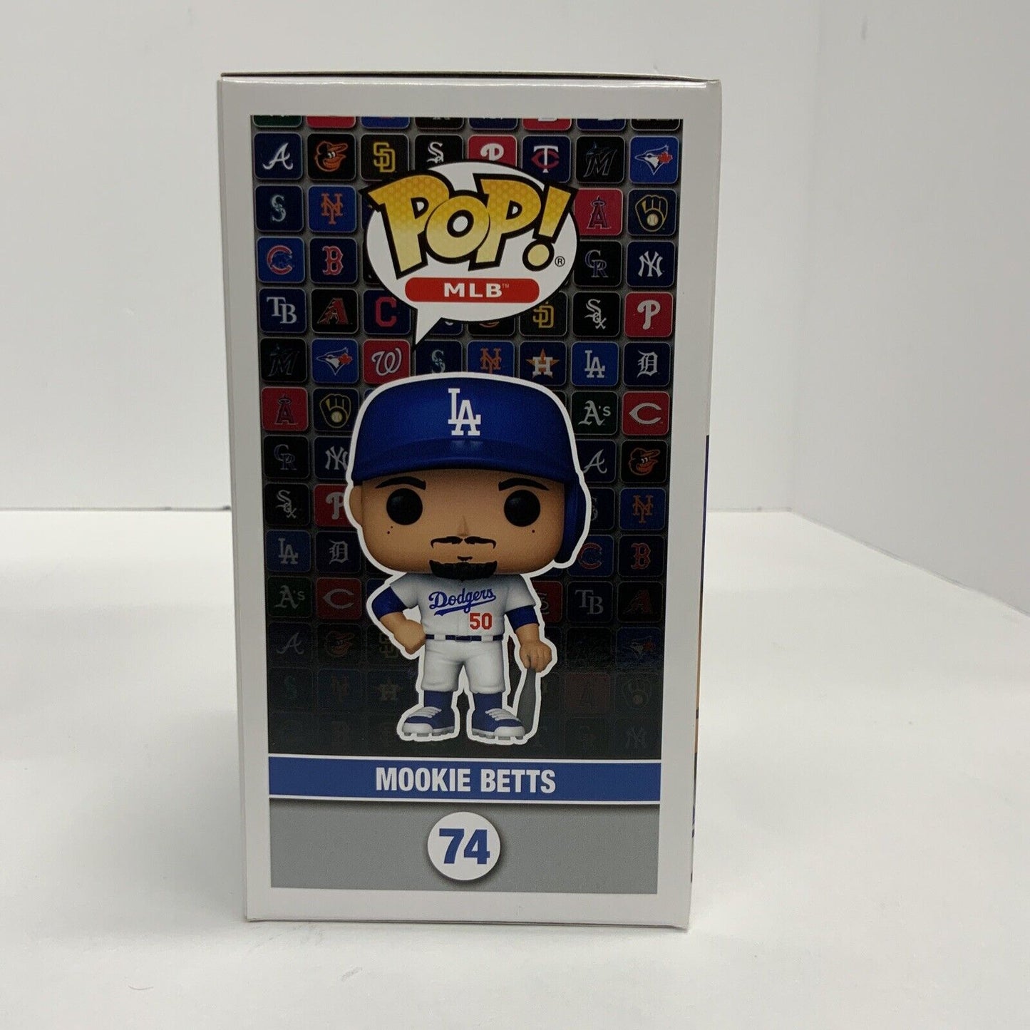 MOOKIE BETTS SIGNED LOS ANGELES DODGERS FUNKO POP #77 FANATICS PSA AM65082