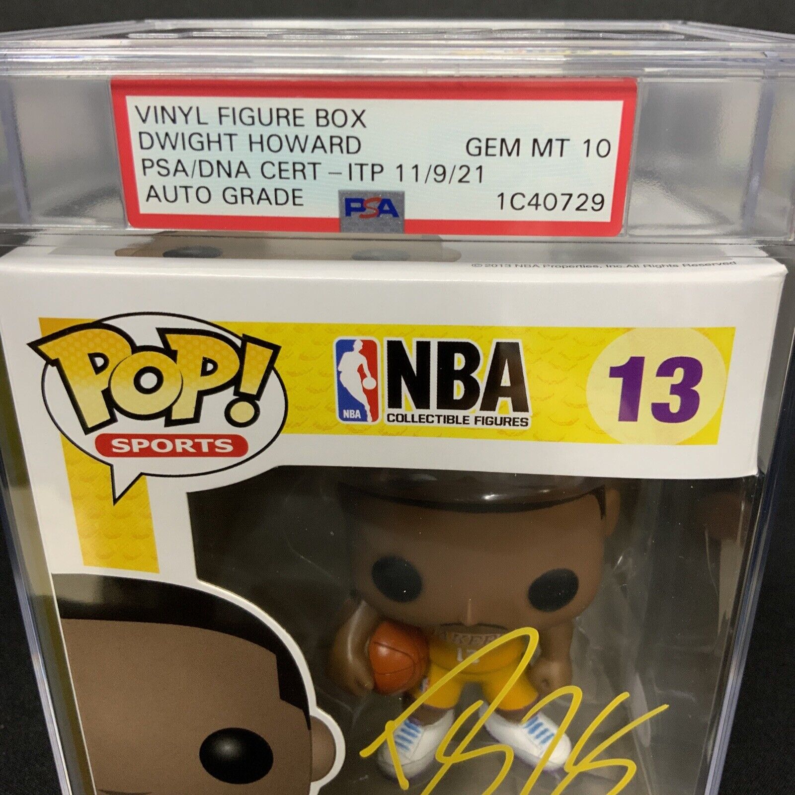 DWIGHT HOWARD SIGNED LAKERS #13 FUNKO POP PSA SLABBED GEM MINT 10