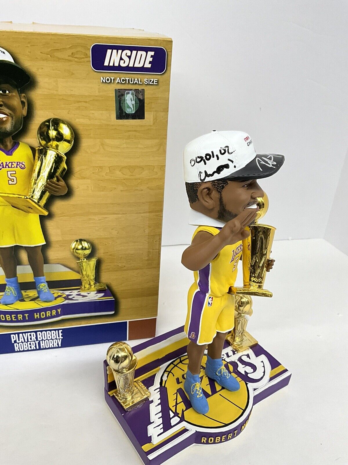 ROBERT HORRY SIGNED LAKERS FOCO /216 BOBBLEHEAD 00,01,02 CHAMPS" INS BAS W128245