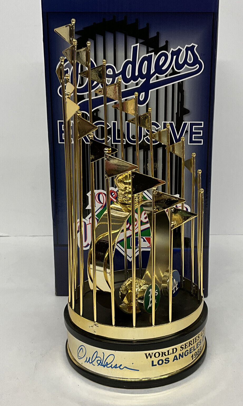 OREL HERSHISER KIRK GIBSON LASORDA SIGNED DODGERS 12" 88 WS TROPHY PSA 8A78414