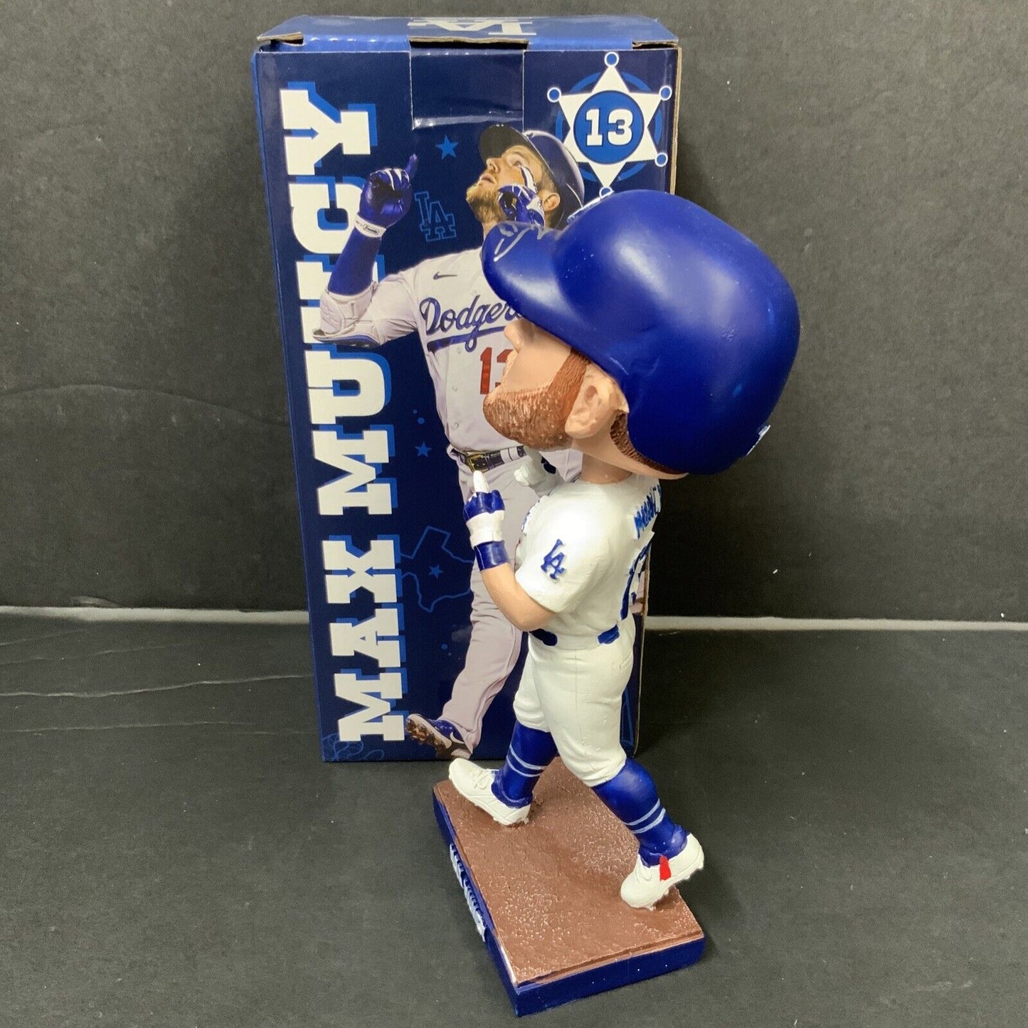 MAX MUNCY DODGERS SIGNED 2022 BOBBLEHEAD "GIANT KILLER" INSCRIPTION BAS WZ79295