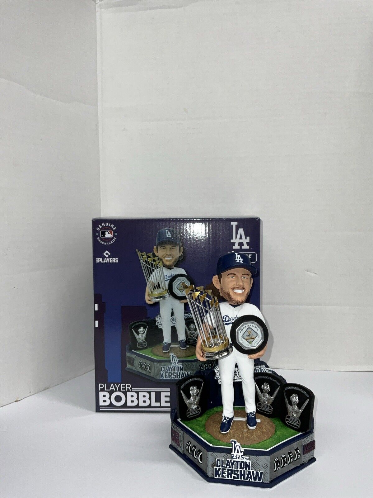 CLAYTON KERSHAW WINS & STRIKEOUTS COUNTER LIMITED /224 FOCO TROPHIES BOBBLEHEAD