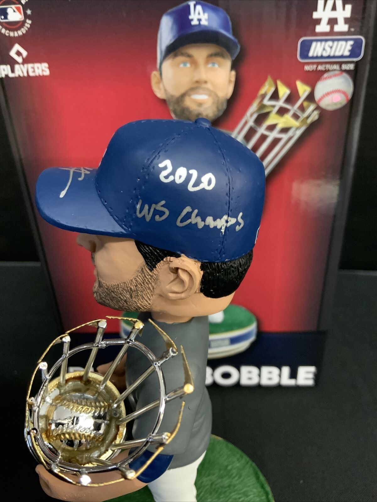 CHRIS TAYLOR DODGERS SIGNED CHAMPIONSHIP BOBBLEHEAD "2020 WS CHAMPS" PSA 1C01600