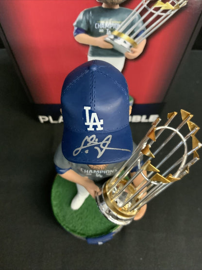 CHRIS TAYLOR DODGERS SIGNED CHAMPIONSHIP BOBBLEHEAD "2020 WS CHAMPS" PSA 1C01598