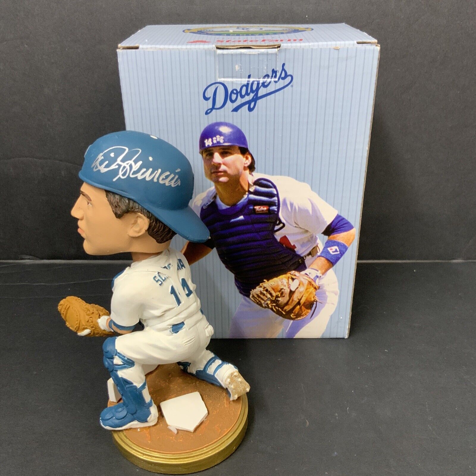 MIKE SCIOSCIA DODGERS WS CHAMPION SIGNED 2012 SGA BOBBLEHEAD BECKETT WS31156