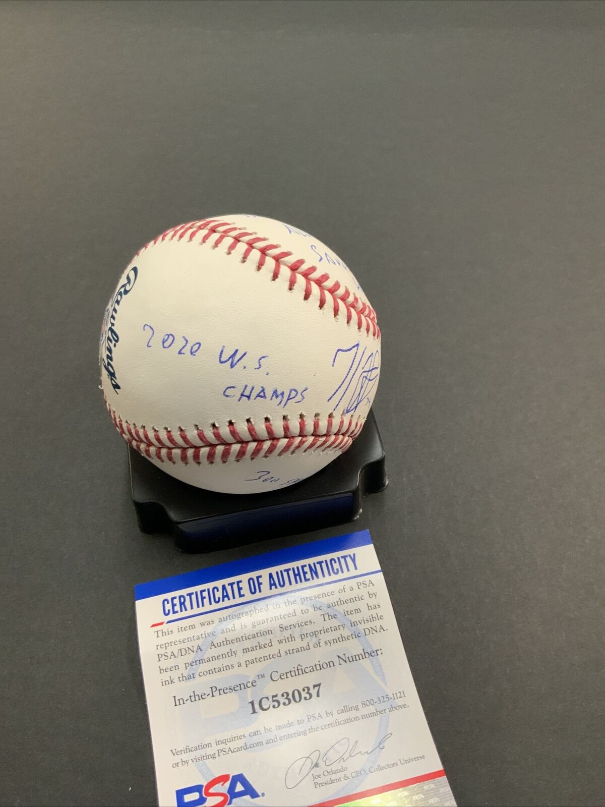 KENLEY JANSEN SIGNED BASEBALL "300 SAVES CLUB, DODGERS SAVES LEADER" 4 INS PSA 