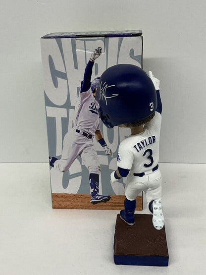 CHRIS TAYLOR SIGNED DODGERS 2022 SGA BOBBLEHEAD "WILDCARD WALKOFF" PSA 2C53560