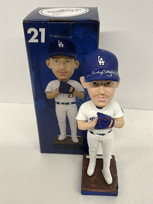 WALKER BUEHLER 2020 WS CHAMP SIGNED DODGERS 2024 SGA BOBBLEHEAD BAS 1W557071