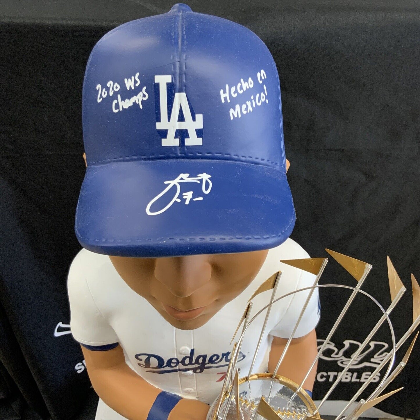 10/15 JULIO URIAS SIGNED DODGERS 2020 WS 3FT BOBBLEHEAD "CHAMPS HECHO MEXICO BAS