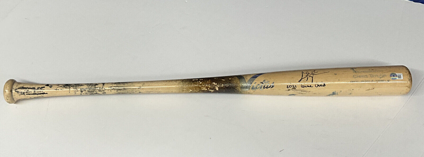 CHRIS TAYLOR DODGERS SIGNED GAME USED VICTUS BAT "2021 GAME USED" IN BAS WW26554