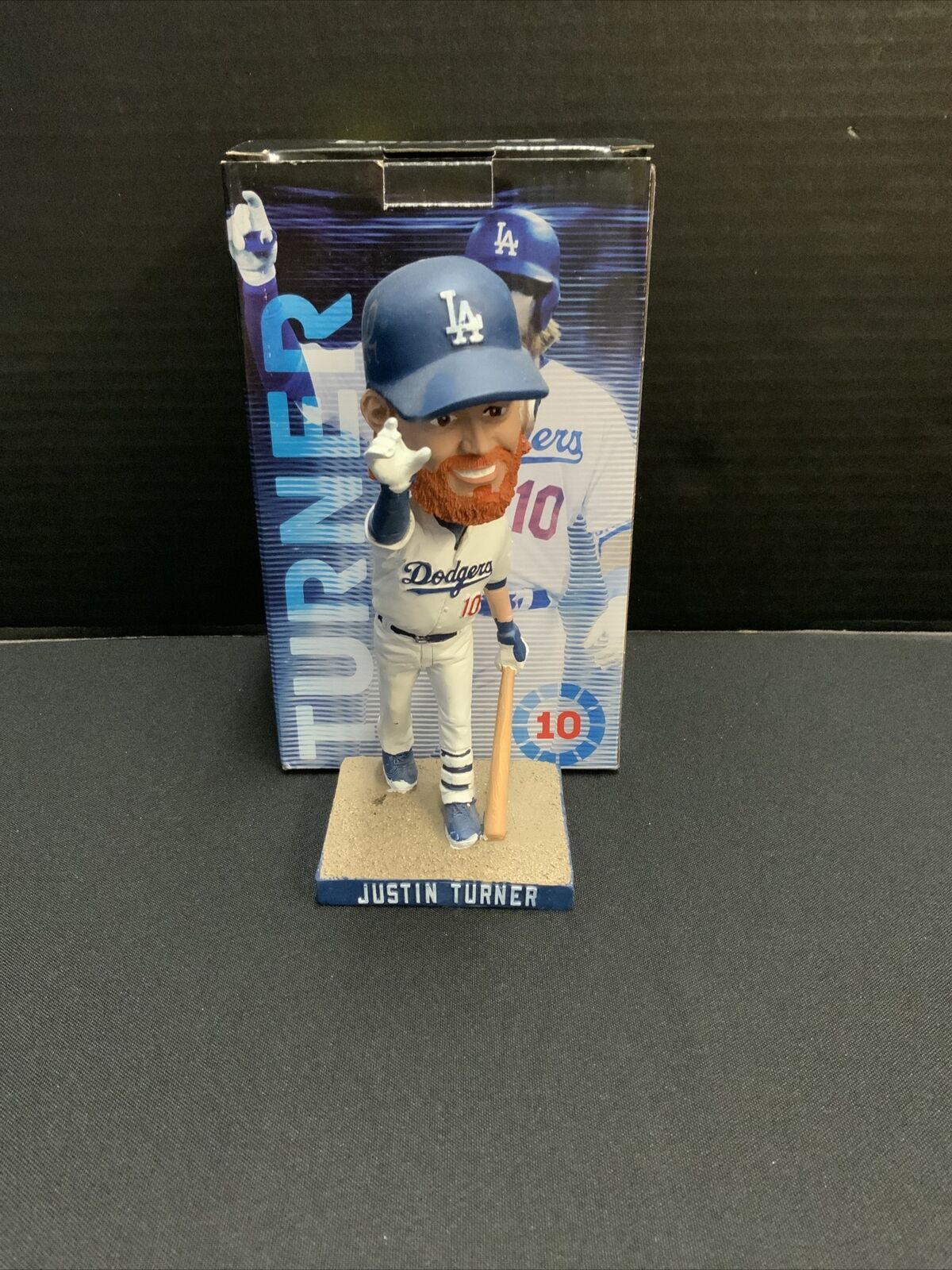 JUSTIN TURNER DODGERS SIGNED 2017 SGA SELFIE BOBBLEHEAD PSA  9A70527