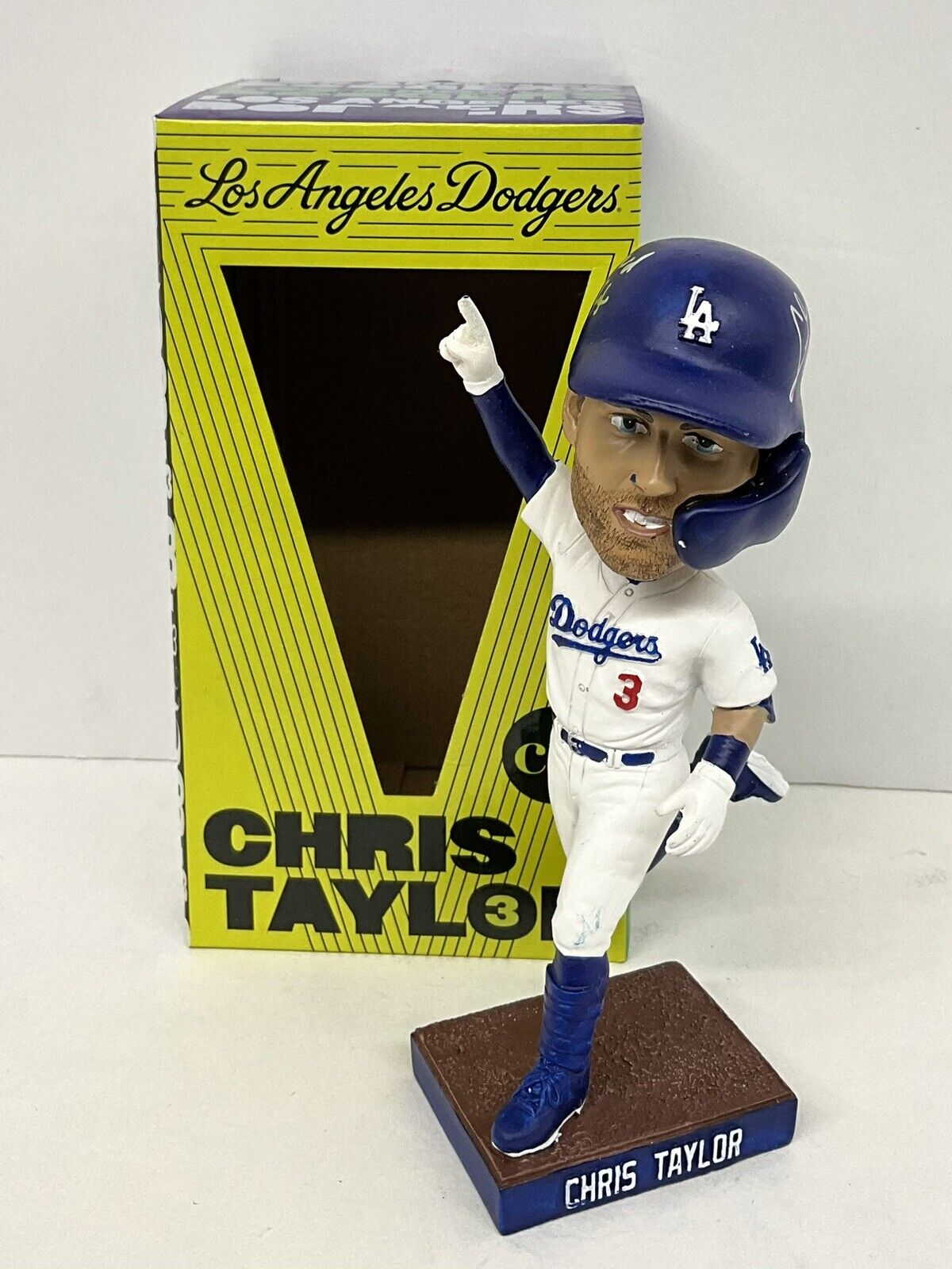 CHRIS TAYLOR SIGNED DODGERS 2022 SGA BOBBLEHEAD "WILDCARD WALKOFF" PSA 2C53559