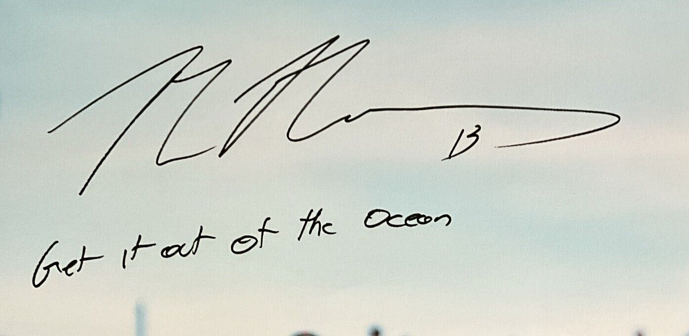 MAX MUNCY SIGNED 22X33 CANVAS VS MadBum "Get it out of the Ocean" PSA 1C01914