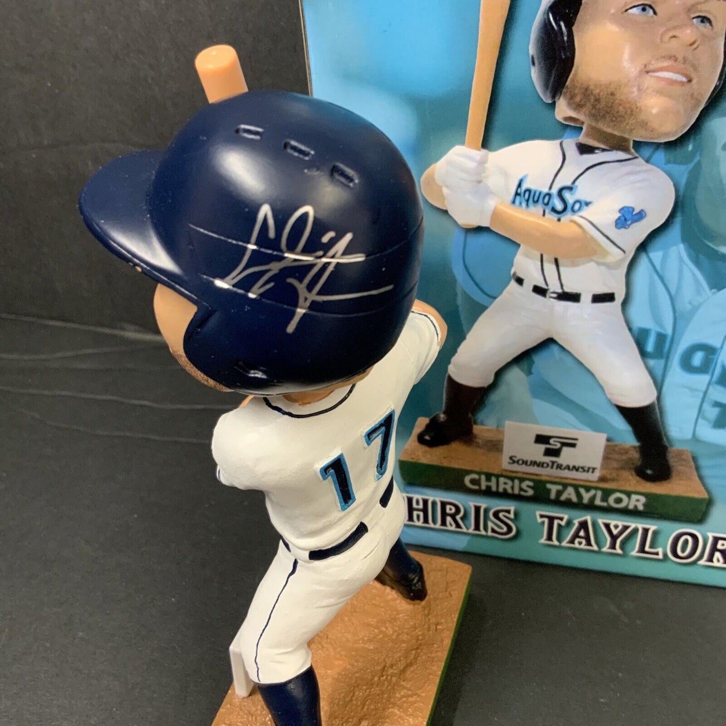 CHRIS TAYLOR DODGERS SIGNED EVERETT AQUASOX MINOR LEAGUE BOBBLEHEAD PSA 1C08005