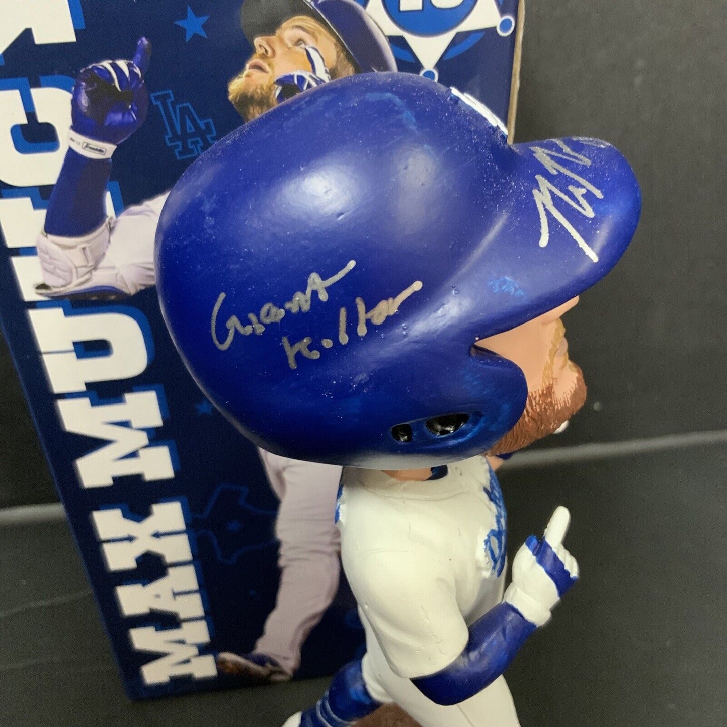 MAX MUNCY DODGERS SIGNED 2022 BOBBLEHEAD "GIANT KILLER" INSCRIPTION BAS WZ79292