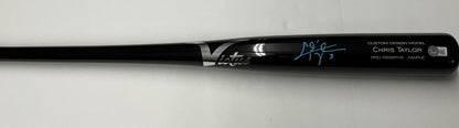 CHRIS TAYLOR DODGERS SIGNED VICTUS GAME MODEL CUSTOM BLACK BAT BAS ITP WZ59532