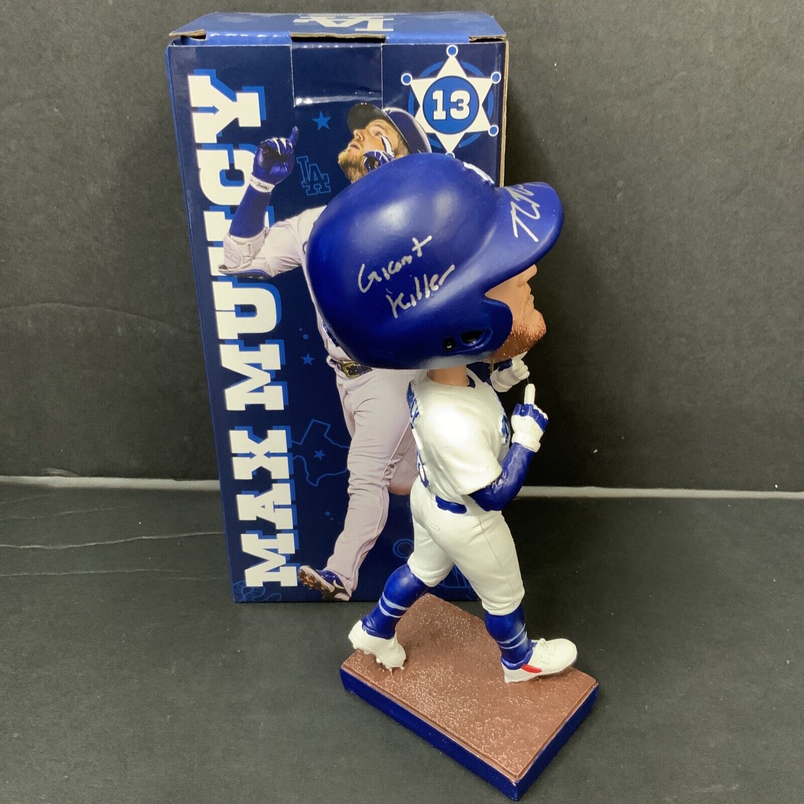 MAX MUNCY DODGERS SIGNED 2022 BOBBLEHEAD "GIANT KILLER" INSCRIPTION BAS WZ79295