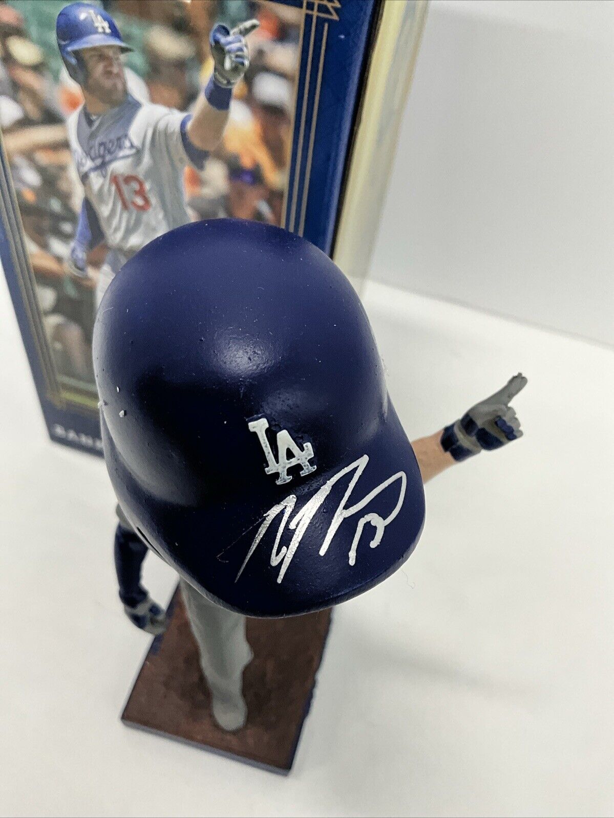 MAX MUNCY SIGNED DODGERS 2021 BOBBLEHEAD "GET IT OUT OF THE OCEAN" PSA 2C51374