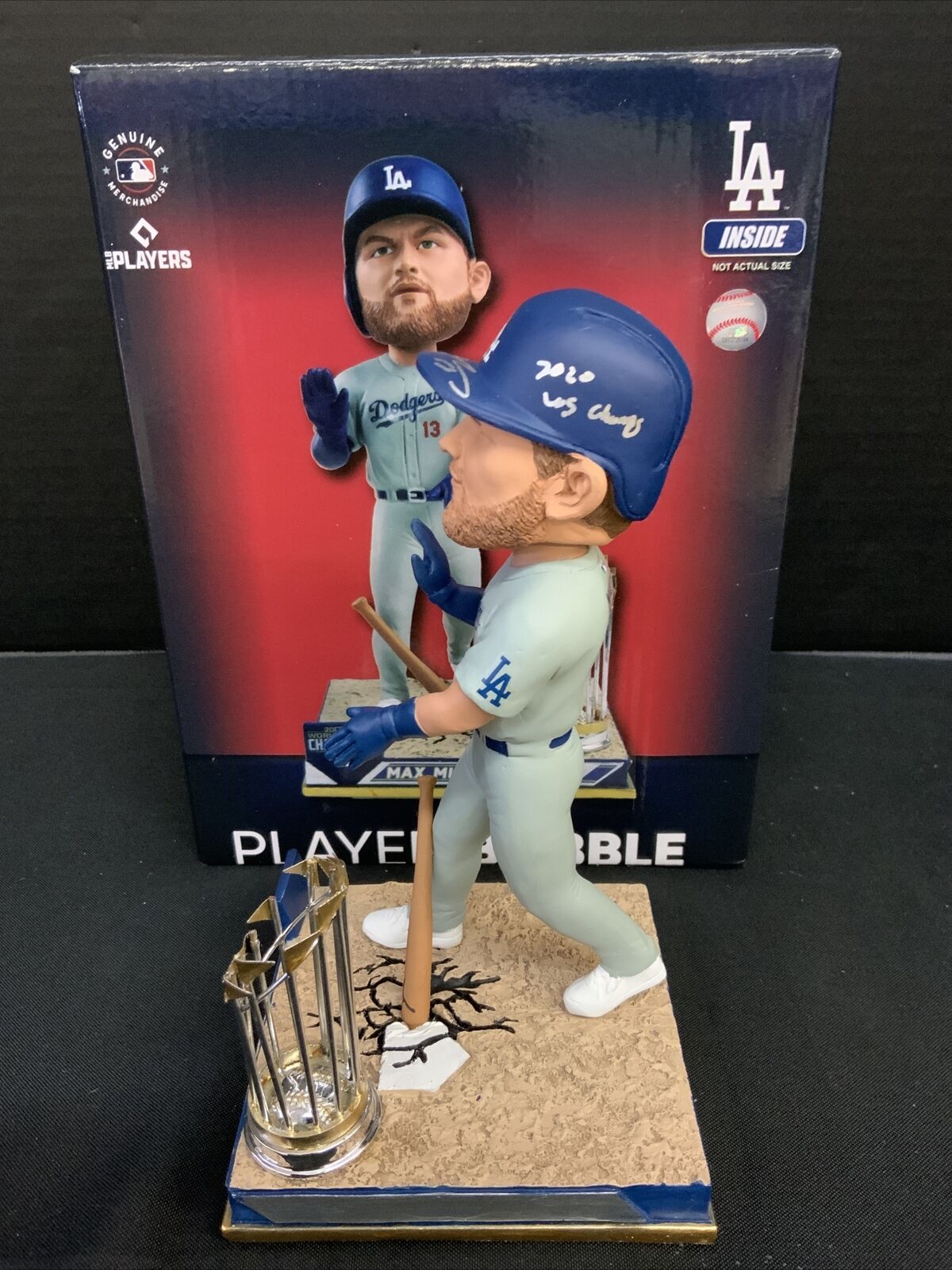 MAX MUNCY DODGERS SIGNED CHAMPIONSHIP BOBBLEHEAD "2020 WS CHAMPS" PSA 1C01940