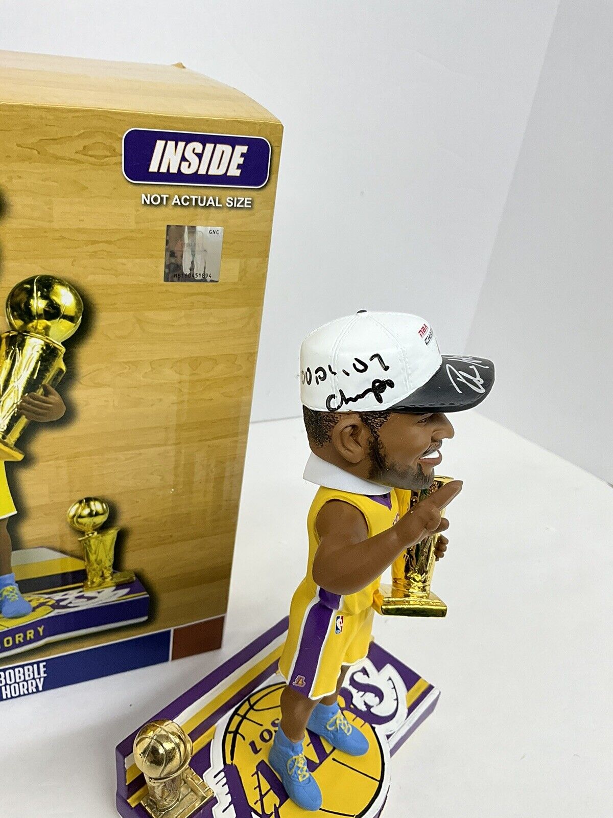 ROBERT HORRY SIGNED LAKERS FOCO /216 BOBBLEHEAD 00,01,02 CHAMPS" INS BAS W128247