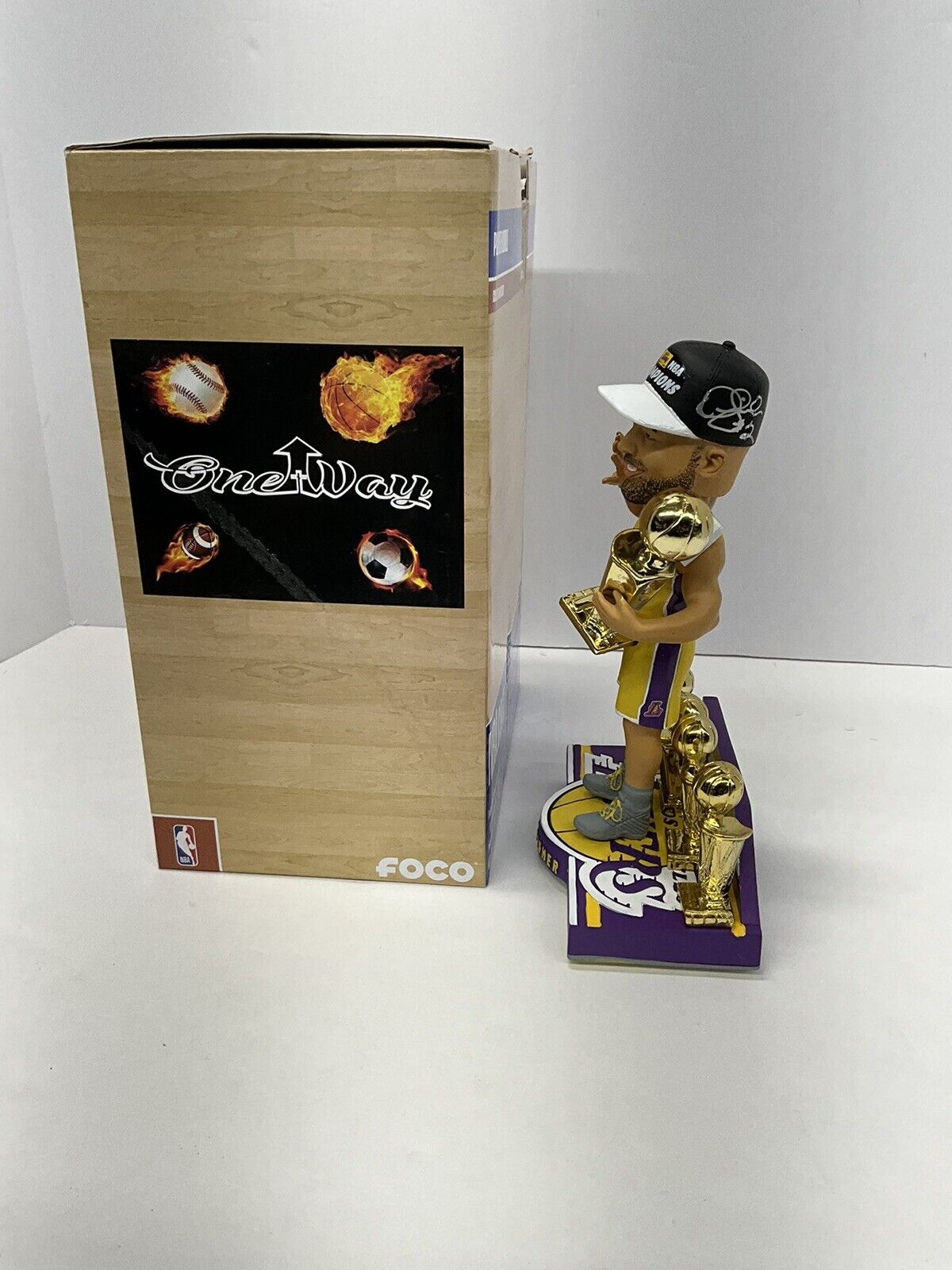 DEREK FISHER SIGNED LAKERS 5X CHAMPION LIMITED #/360 FOCO BOBBLEHEAD BAS W128231