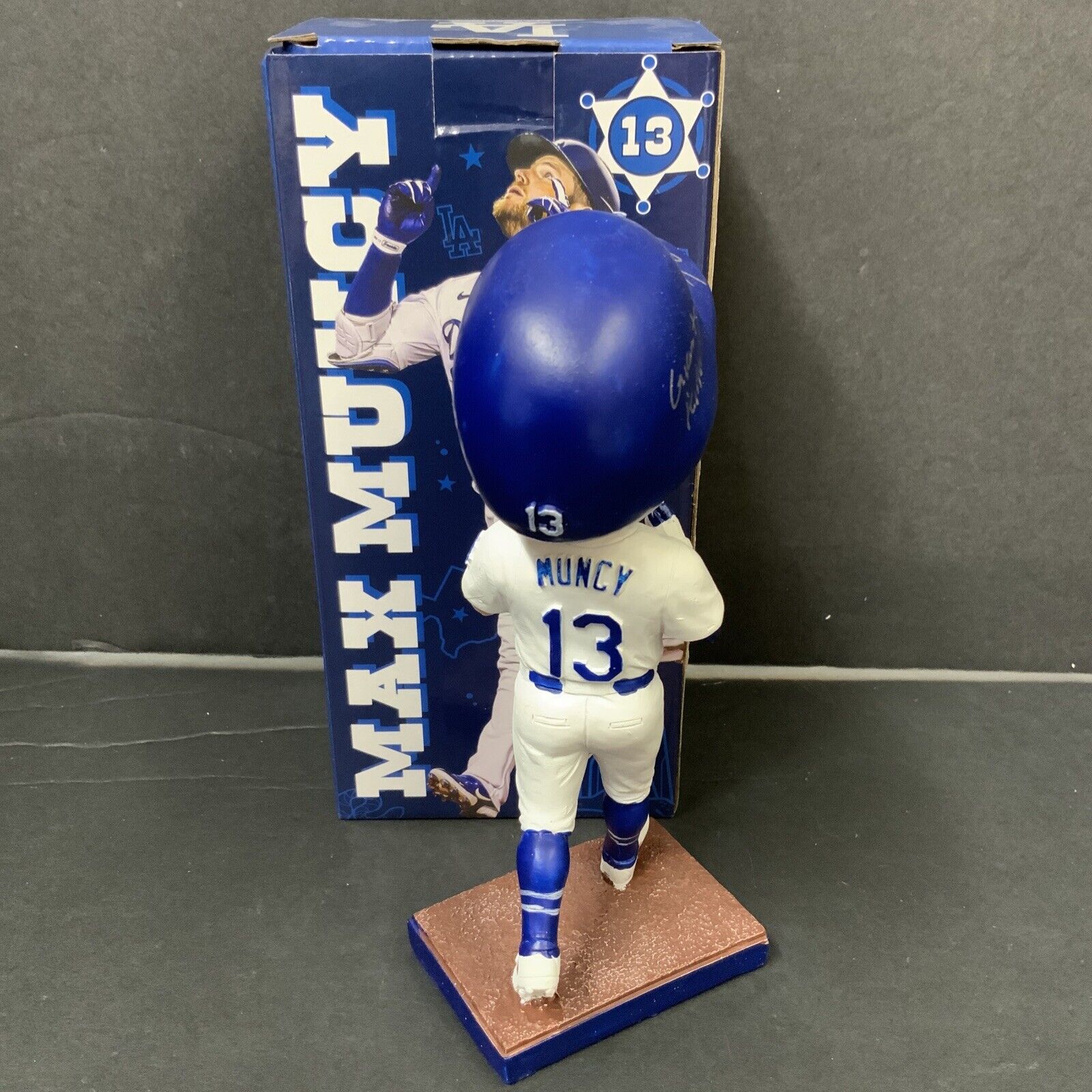 MAX MUNCY DODGERS SIGNED 2022 BOBBLEHEAD "GIANT KILLER" INSCRIPTION BAS WZ79295